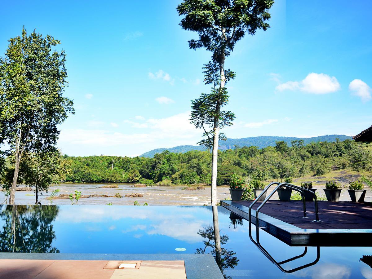 Quiet By The River- Cgh Earth Thodakayam Exteriör bild