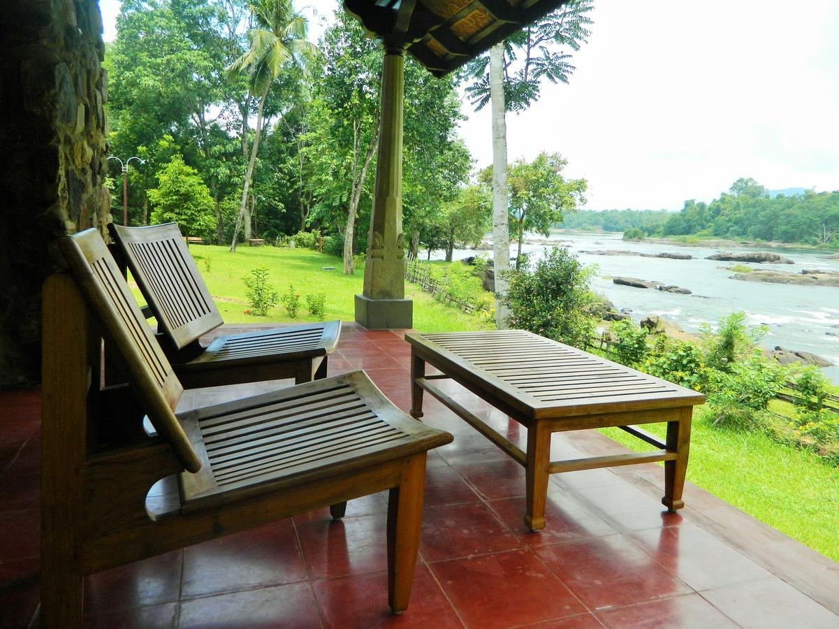 Quiet By The River- Cgh Earth Thodakayam Exteriör bild