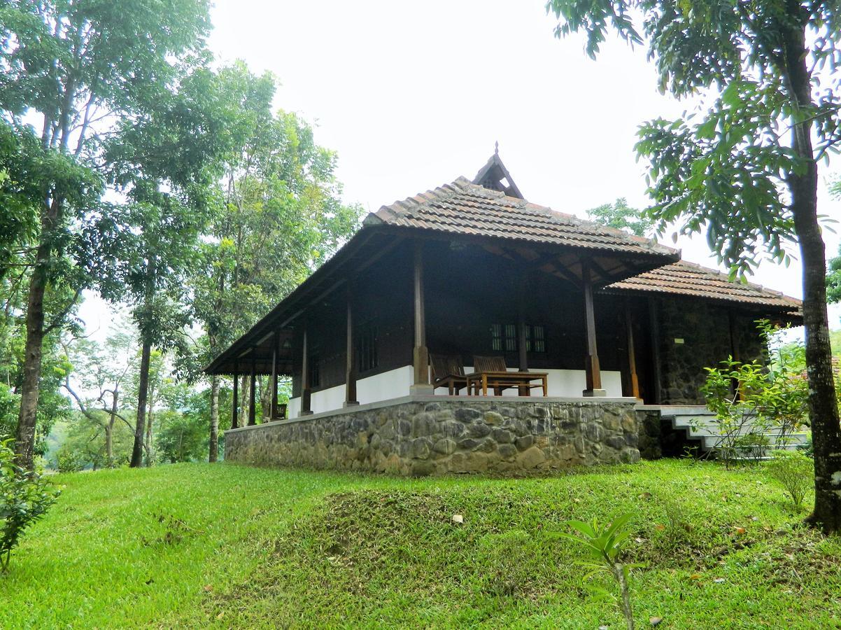 Quiet By The River- Cgh Earth Thodakayam Exteriör bild