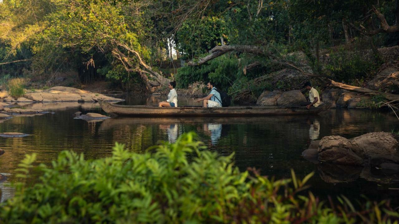Quiet By The River- Cgh Earth Thodakayam Exteriör bild